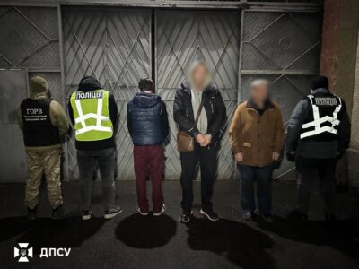 $3000 за маршрут до кордону: схема таксистів завершилася обшуками та підозрою  