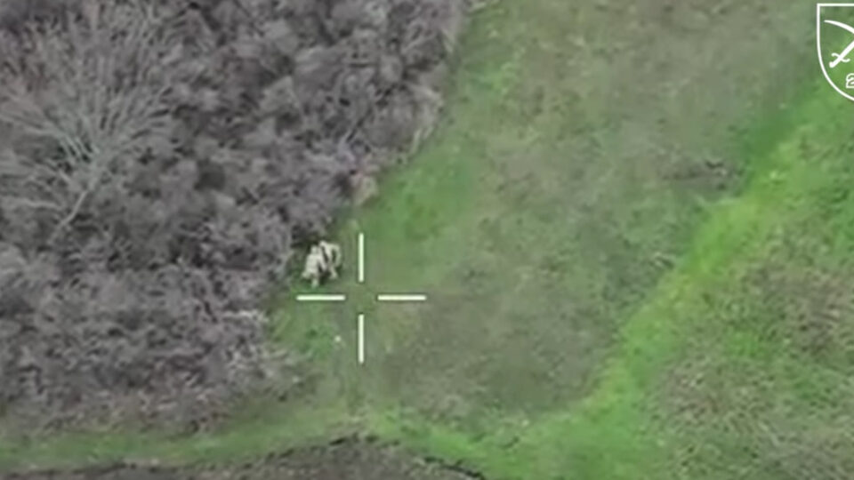 «Волокуші» з неба: засідка, щільний вогонь і FPV-дрони — як бійці 225-го полку врятували побратима  