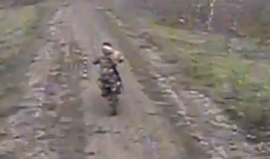 «Рейд» на мотоцикли: FPV-оператори зупинили мотоштурм окупантів  