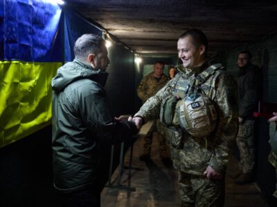 Володимир Зеленський відзначив воїнів 101-ї бригади та заслухав доповідь із фронту  