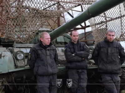 «Мені дають ціль — я її знищую»: екіпаж Т-72 про роботу танка на сучасному полі бою  