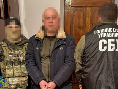 «Кріт» у бойовій бригаді: посадовець ЗСУ наводив удари рф по складах БПЛА і боєприпасів  