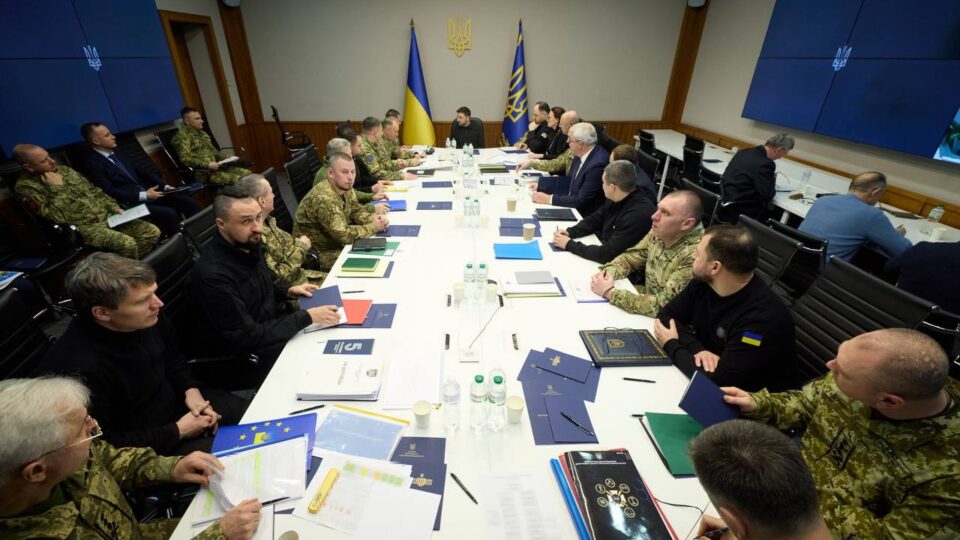 «Якщо росія тягне війну — відповідь буде жорсткою»: Президент провів Ставку й оцінив ситуацію на фронті  