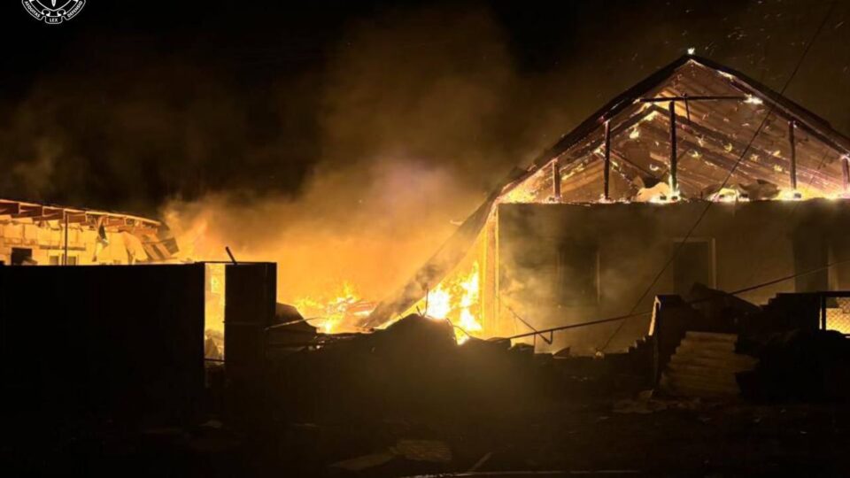 Окупанти завдали удару по Харківщині, є постраждалі  