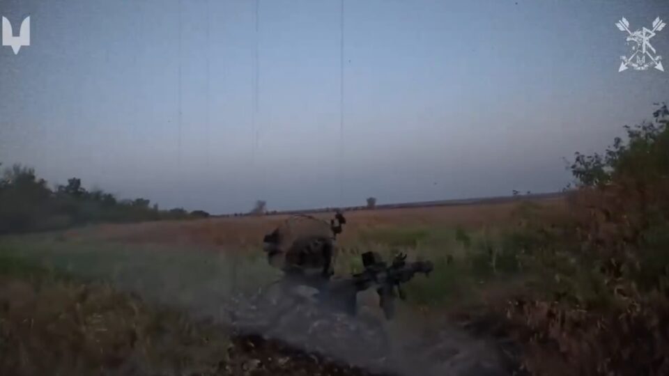 Захопили важливі трофеї й повернули позиції: бійці ССО ліквідували групу окупантів  