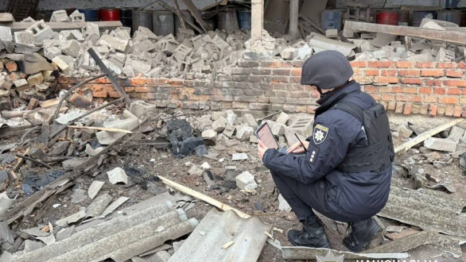 Ворог бив по Харківщині, є постраждалий  