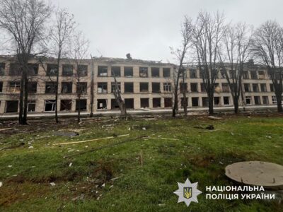 Донеччина під вогнем: п’ятеро загиблих, пошкоджено готель, торгові ряди  