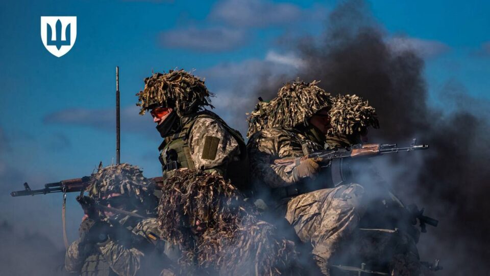 «Свято тих, хто мужньо відбиває російські штурми»: Міністр оборони подякував воїнам Сухопутних військ  