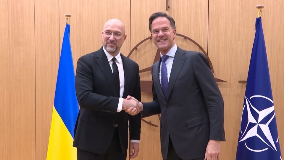 Денис Шмигаль та Марк Рютте обговорили посилення української ППО  