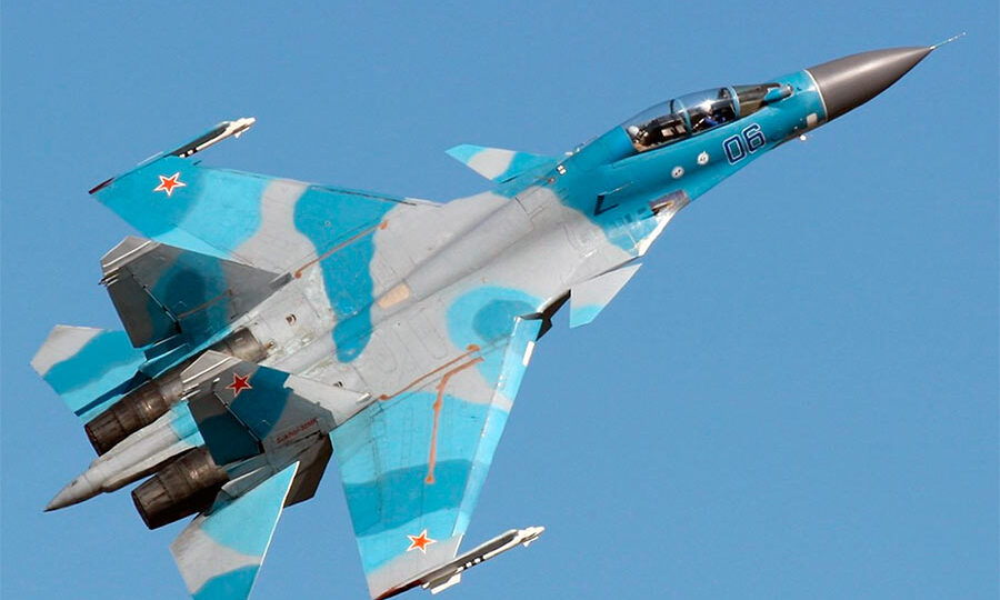 Уражено два Су-30: ГУР уточнило результати спецоперації на аеродромі під Липецьком  