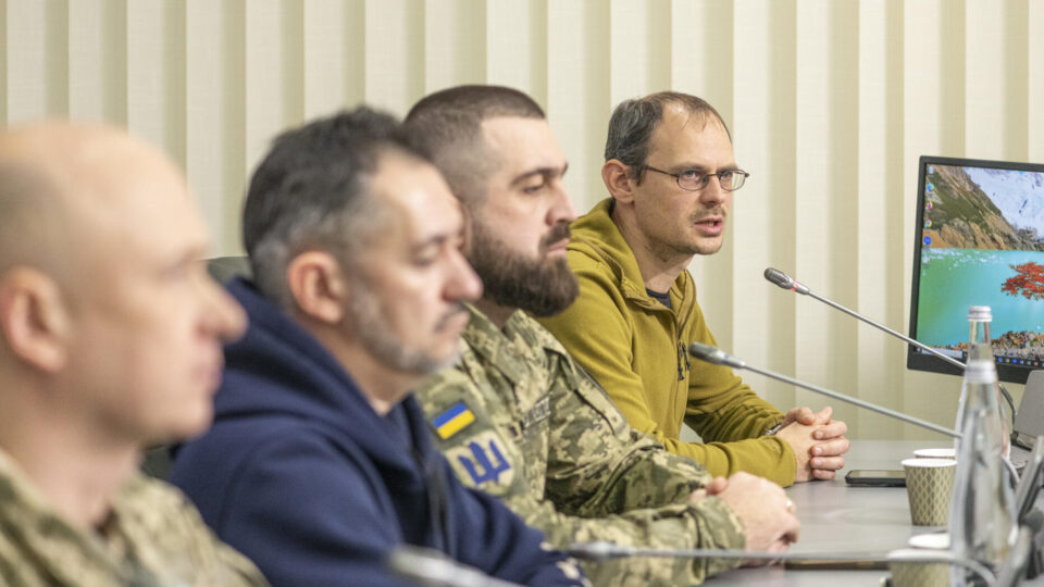 Сертифікація сиру й масла, жіночі бронежилети, гарантована якість, й не лише: як забезпечуватимуть ЗСУ в 2026 році  