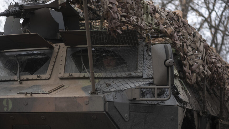 Ворог намагається наступати в бік Петропавлівки, Піщаного та Куп’янська  