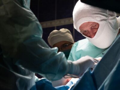 Стандарти НАТО, цифровізація та прицільна евакуація: головні досягнення у військово-медичній сфері України за 2025 рік  