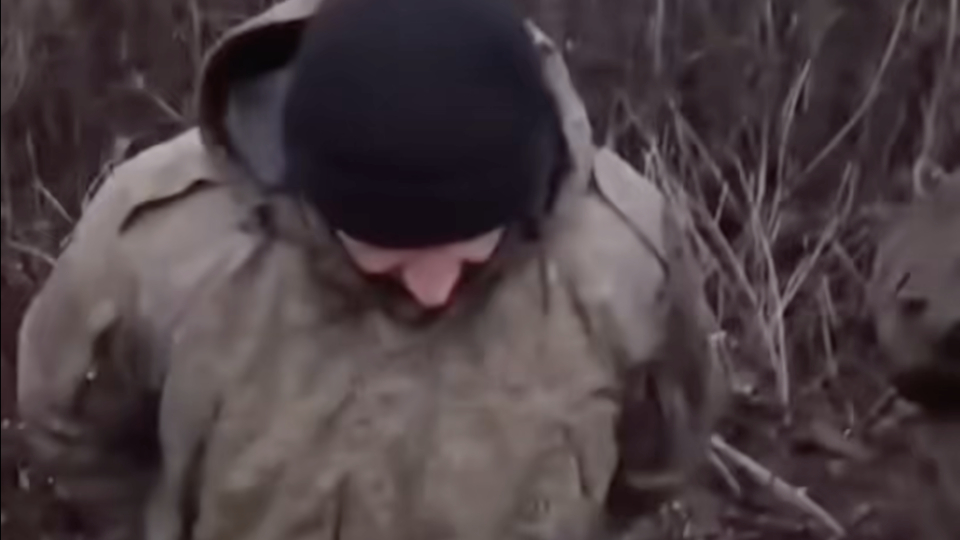 «Я вас… обнулю»: російський командир побив підлеглих за втечу з позицій  