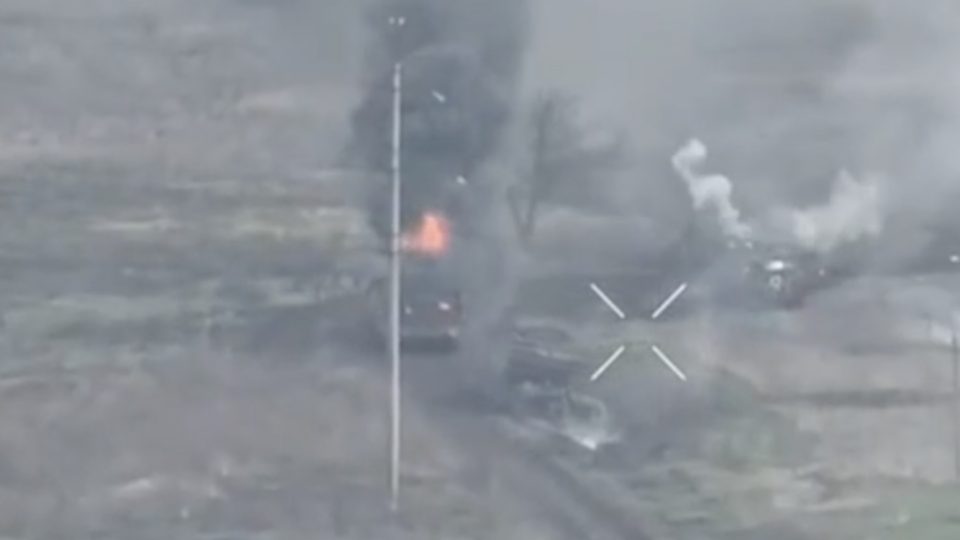 На Покровському напрямку ворог повернувся до тактики великих механізованих штурмів  