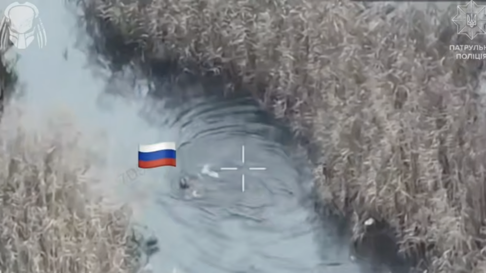 Заплив на той світ — окупант уплав намагався втекти від FPV-дрона  