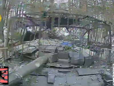 Мінус танк: поблизу Дронівки батальйон Apachi знищує окупантів та важку техніку ворога  