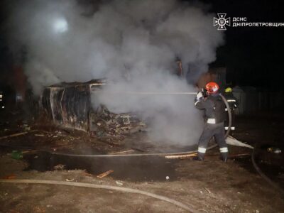 Внаслідок обстрілів постраждали троє людей на Дніпропетровщині  