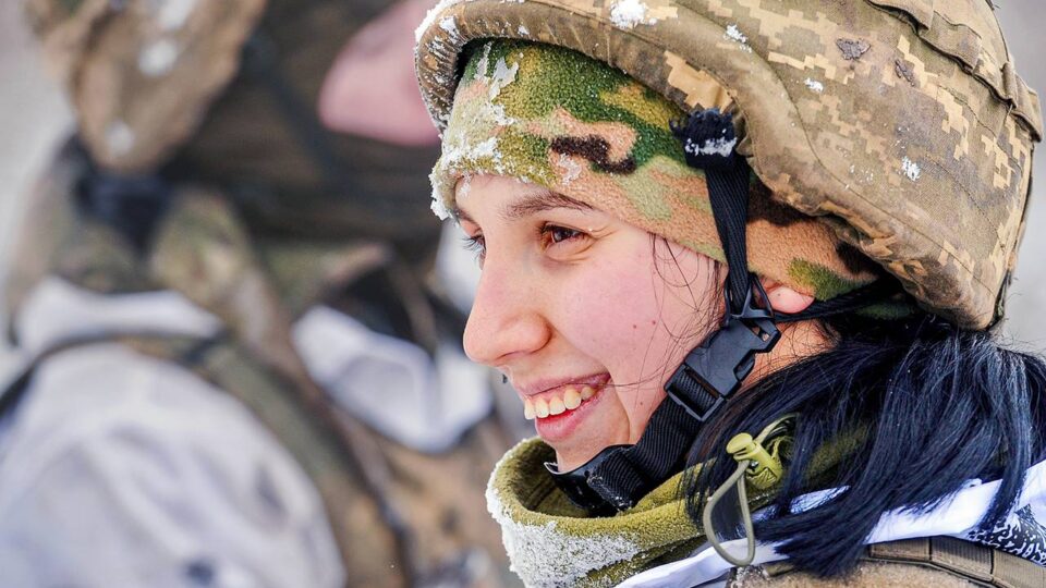 Тут виховується характер: молоді рекрути 127-ї бригади «штурмують» психологічну смугу перешкод  