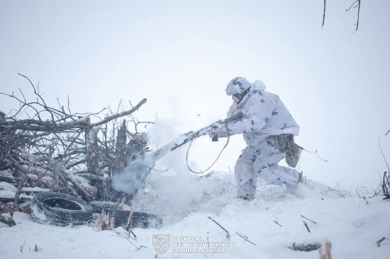Генштаб ЗСУ: на Покровському та Гуляйпільському напрямках найбільше ворожих штурмів  