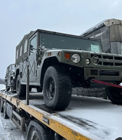 Японія передала партію автомобілів для Сил оборони України  