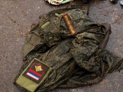 «Навіть не ховає зброї»: на Куп’янському напрямку противник невміло маскується під цивільних  