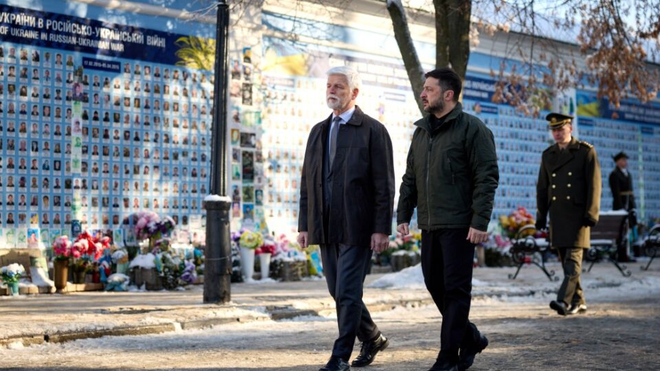 У Києві президенти України та Чехії вшанували пам’ять полеглих захисників України  