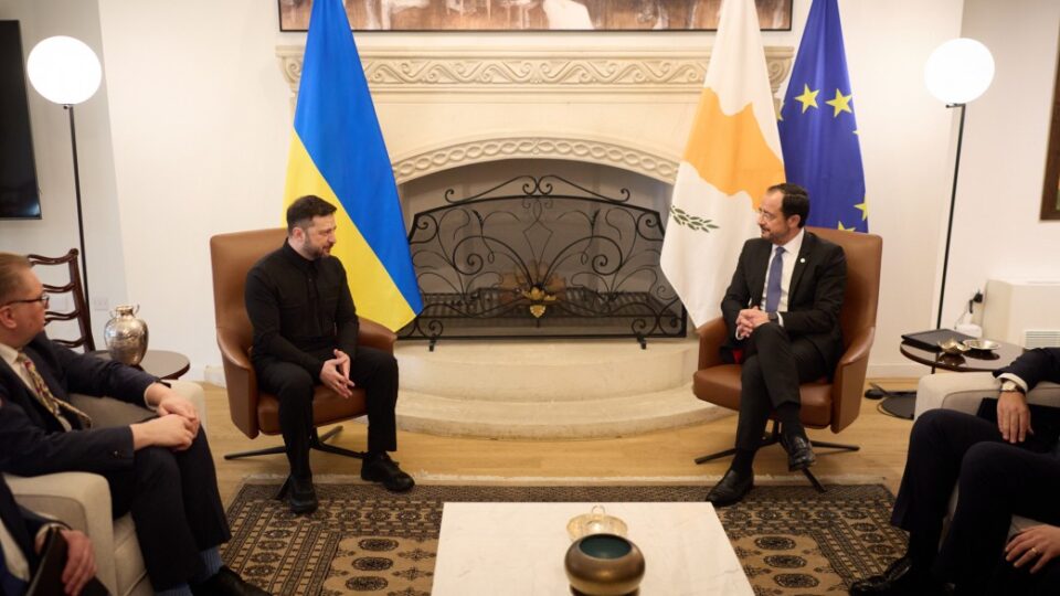 Президенти України і Кіпру обговорили дипломатичну співпрацю, посилення ППО та санкції проти росії  