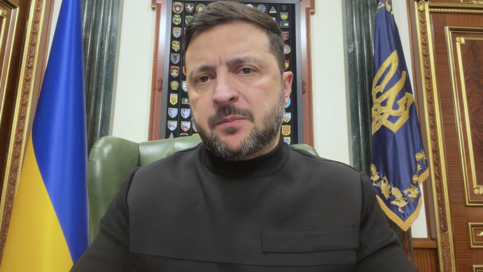 Президент: Сьогодні вночі може бути новий російський масований удар  