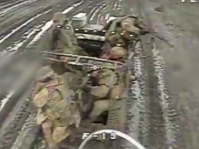 Не доїхали — на Гуляйпільському напрямку ворожих штурмовиків знищили прямо у транспорті  