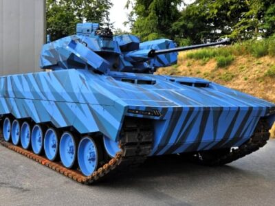 По-королівськи, з двигуном від Rolls-Royce: у Німеччині представили зенітний танк вогневої підтримки  