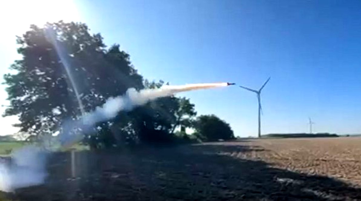 Тестові пуски мініракети DroneHammer. Фото: Skylance
