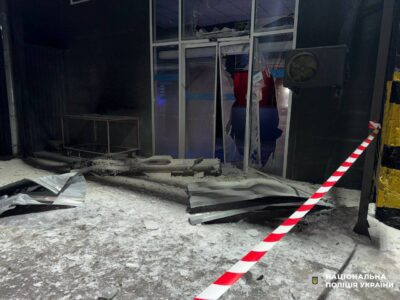 Одна жінка постраждала внаслідок російського удару по лівому берегу Києва  