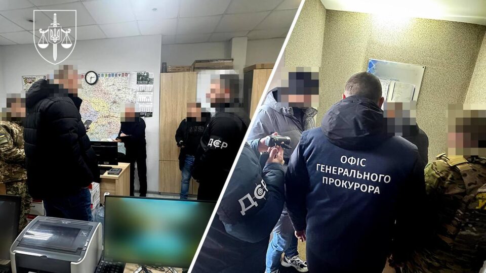 Вимагав «відкат» за постачання запчастин Силам оборони: затримано посадовця  