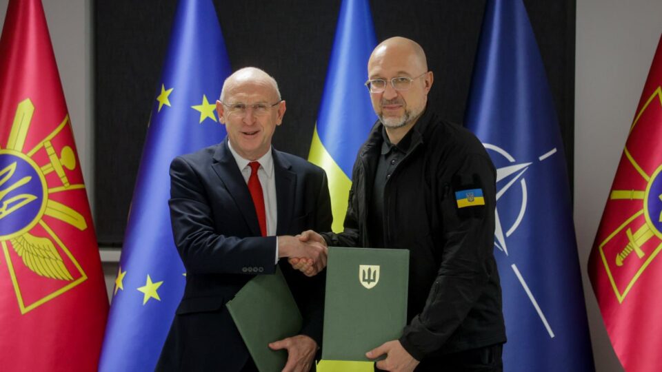 Міністри оборони України та Великобританії підписали дорожню карту розвитку сторічного партнерства  