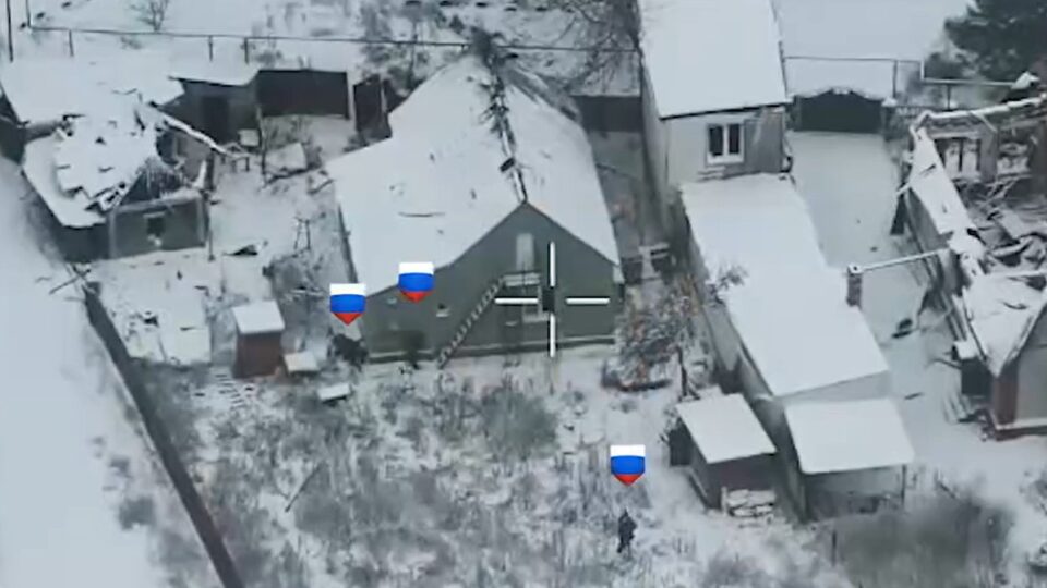 «Отримав чергу і гранату під ноги»: в Покровську росіяни двічі намагались захопити наші позиції  