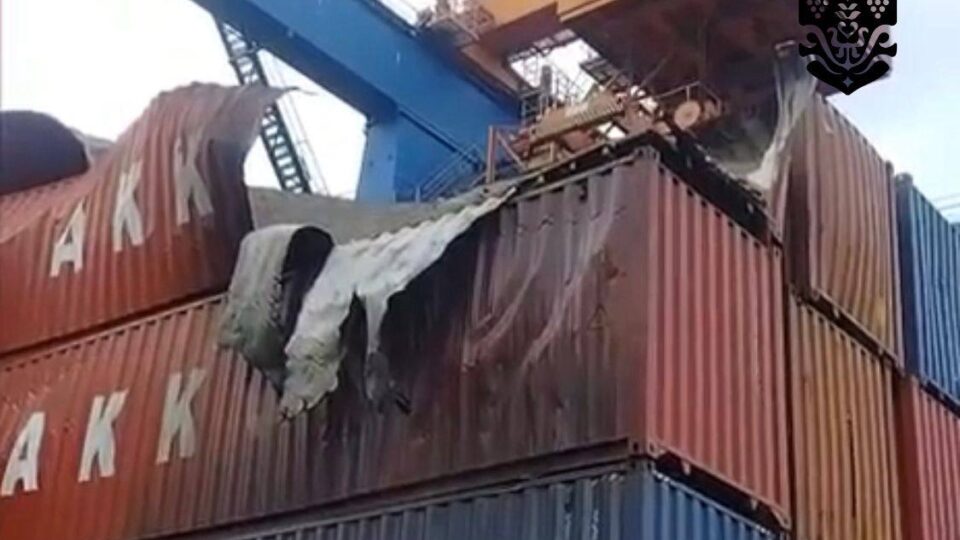 Росія завдала комбінованого удару по портах Одещини, є загиблі та поранені  