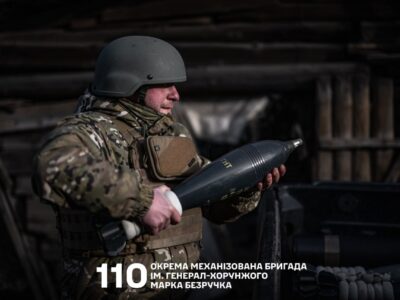 «Міг піти, але скинув автомат, скинув бронежилет і здався» — на Олександрівському напрямку окупанти заморилися  