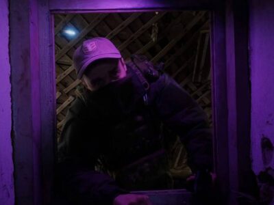 За пів дня прошиває до 50 дронів: «Січень» пройшов шлях від стрільця до інженера майстерні БПЛА  