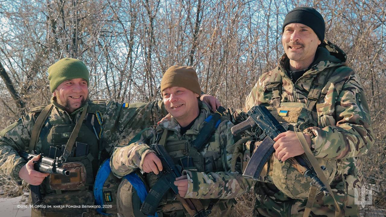 Українські воїни повернулися з позиції