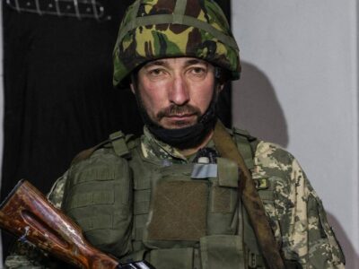 “The most important part of our work is to reach a position and camouflage well”: the story of ‘Fixyk’ the driver  