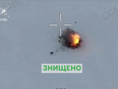 Маскхалат стає саваном: російських штурмовиків у спецодягу знищують на снігу  