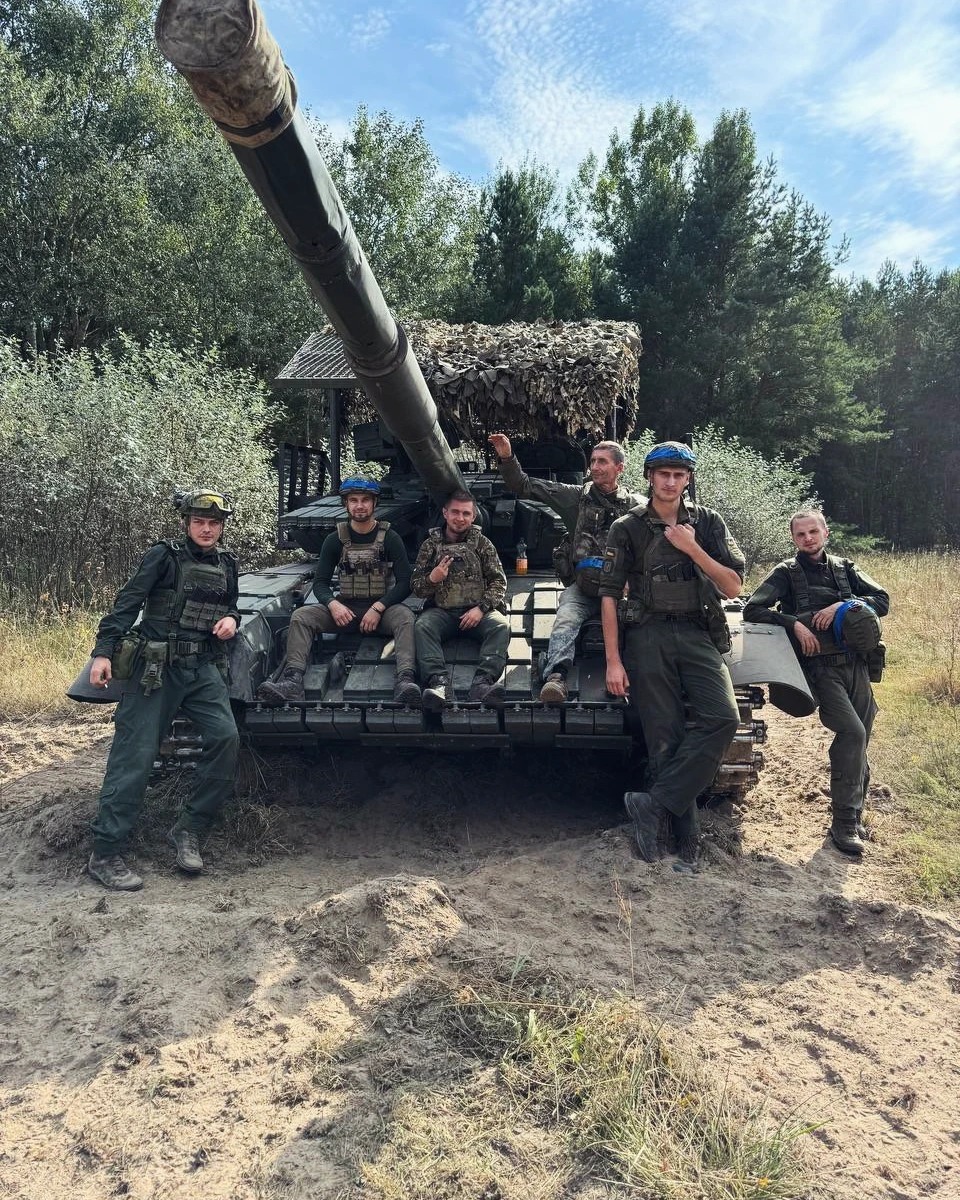 Руслан Сисюк з побратимами