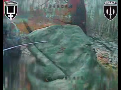 Гралися в жмурки й стали «жмурами» — росіяни занадто довірилися антидроновим плащам  