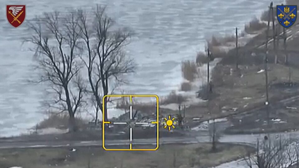 Штурмували посеред білого дня: біля Гришиного ліквідовано ворожу групу  