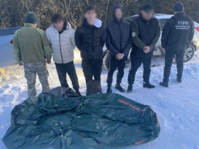 Кожної тварі по парі — на Вінниччині затримали братів-ухилянтів у човні  