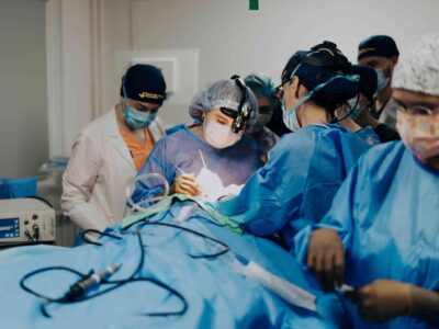 Безкоштовні операції американських хірургів в Україні: відкрито набір на місію Face to Face 2026  