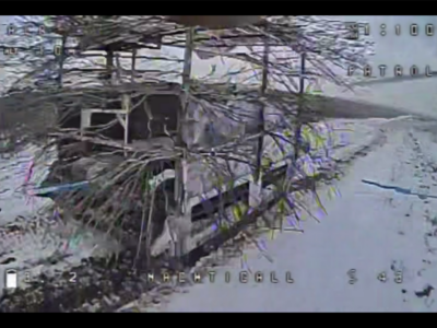 «Вночі противник евакуював пошкоджений НРК»: росіяни додатково захищають цінні наземні дрони  