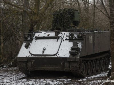 «Вся група одним стадом мчить у бік наших позицій»: під Новопавлівкою росіяни атакують у стилі «Шаленого Макса»  