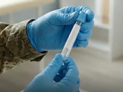 Навіщо у військових беруть зразки ДНК: Міноборони пояснює мету та законні підстави  